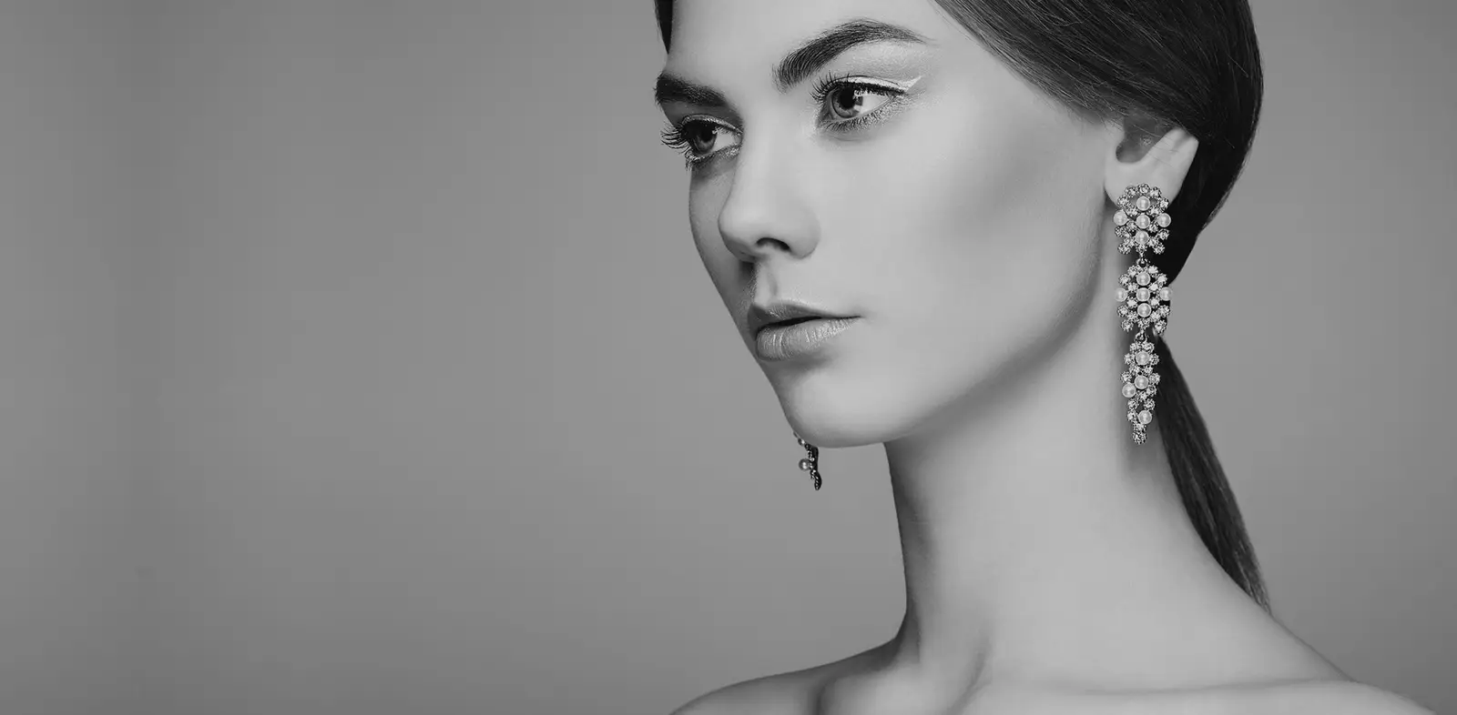 Joaillier Nantes, modèle sur mesure de bague et boucles d’oreilles