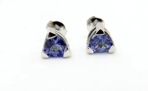 Boucles d’oreilles tanzanite trillion, monture en or blanc