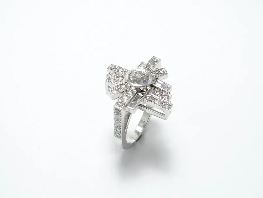 Art Deco Diamond Ring in Palladium White Gold, Made near Nantes