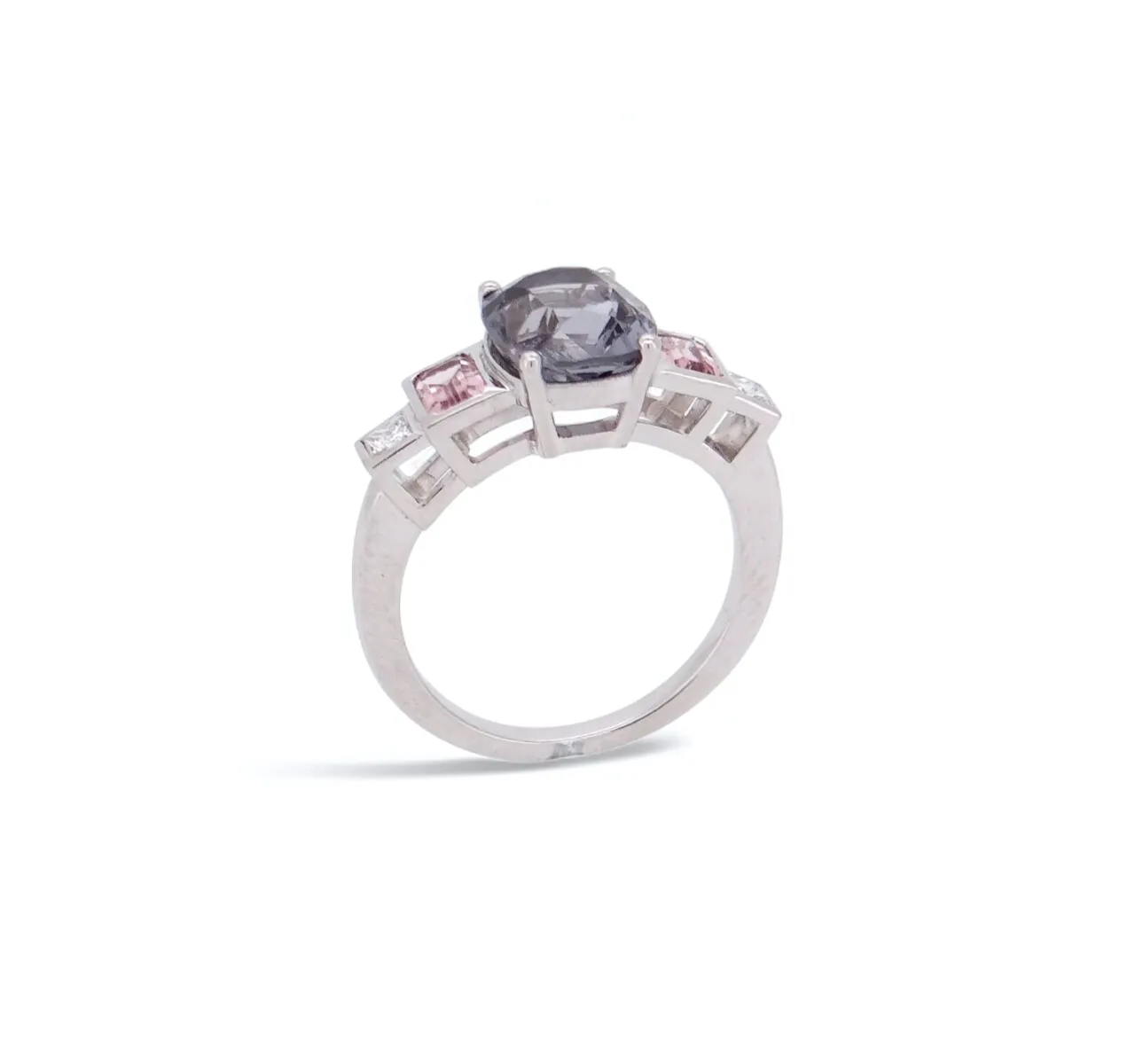 A Bespoke Platinum Engagement Ring Made Near Nantes