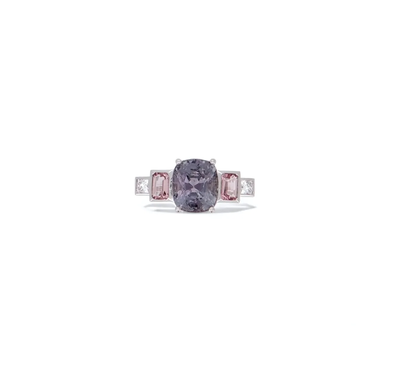 A Bespoke Platinum Engagement Ring Made Near Nantes