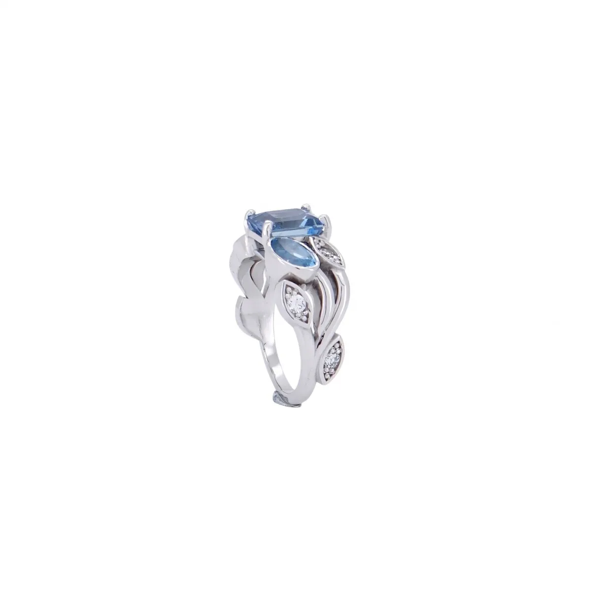Bague feuillage en or blanc avec topaze bleue et diamants, bijou original inspiré de la nature