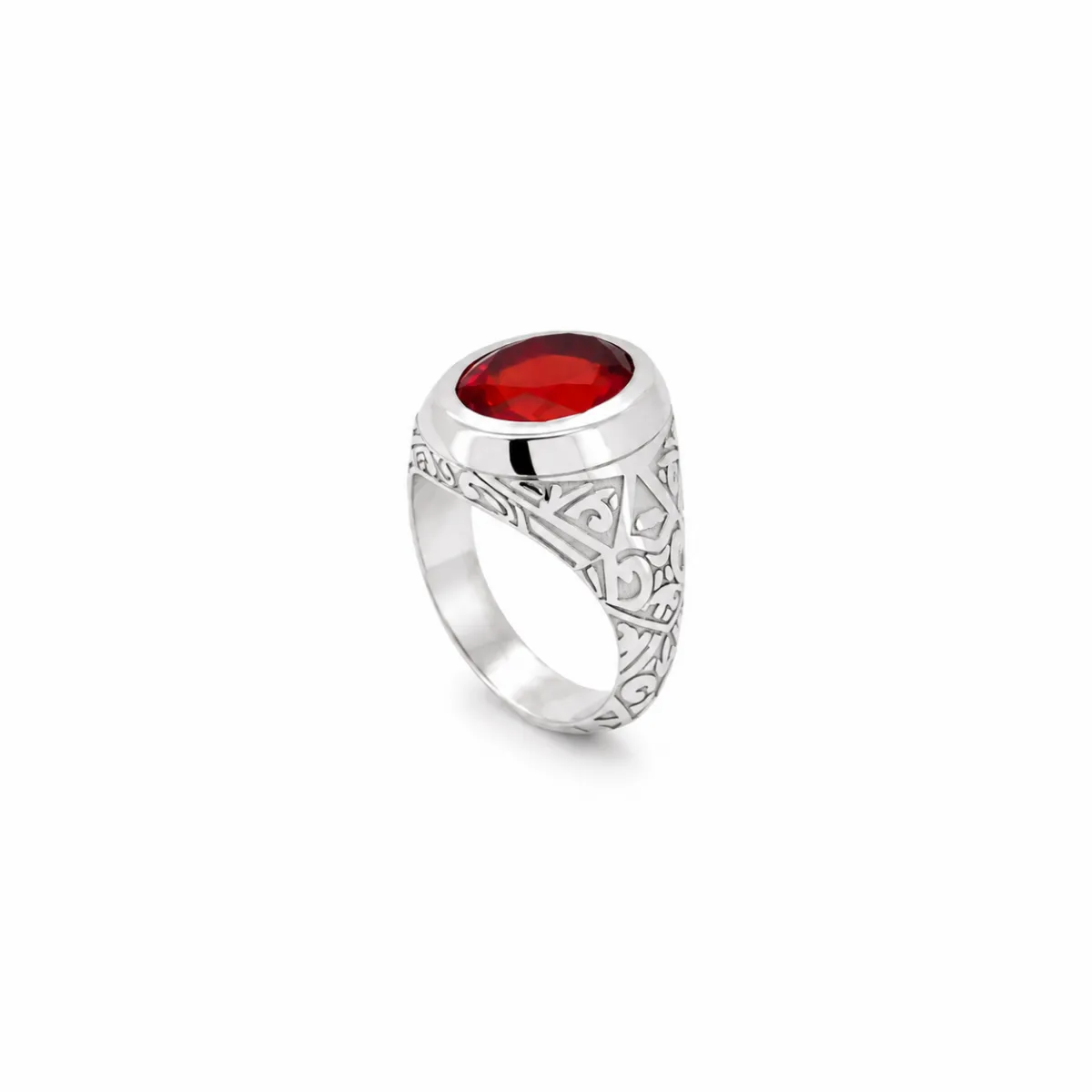 Chevalière en or blanc 18 carats avec rubis rouge ovale naturel et motifs gravés, création artisanale signée Maupas Sehikyan.