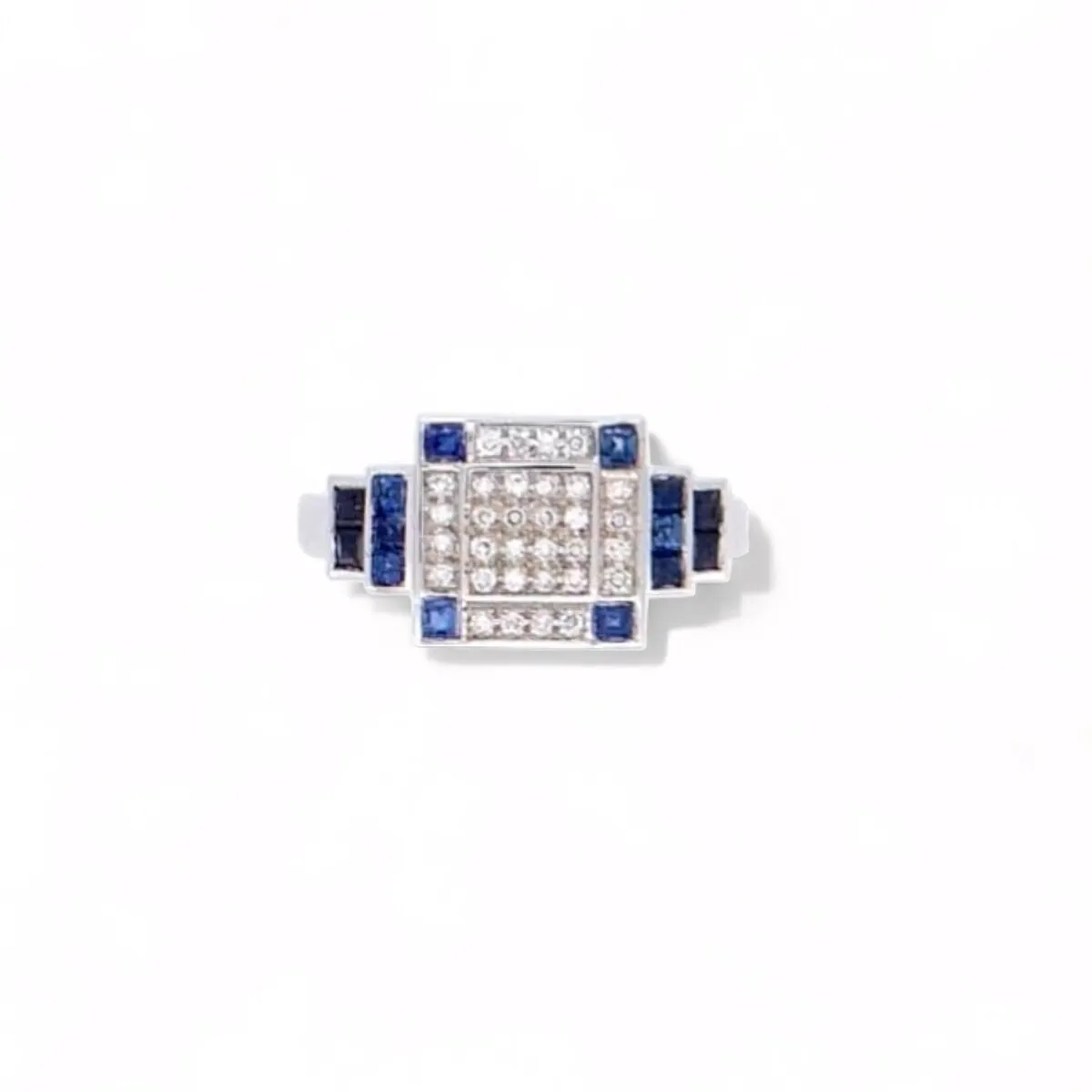 Bague ancienne style Art Déco en or blanc sertie de diamants et saphirs bleus, design rectangulaire graphique