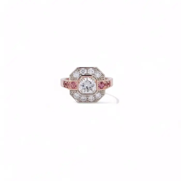 Bague Art Déco en or rose avec diamant central et tourmalines roses, bijouterie à Nantes création élégante