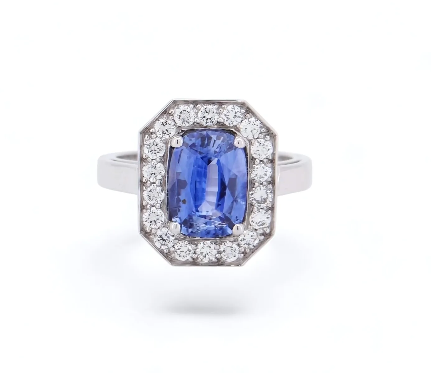 Bague saphir Ceylan, diamants or blanc 18 carats