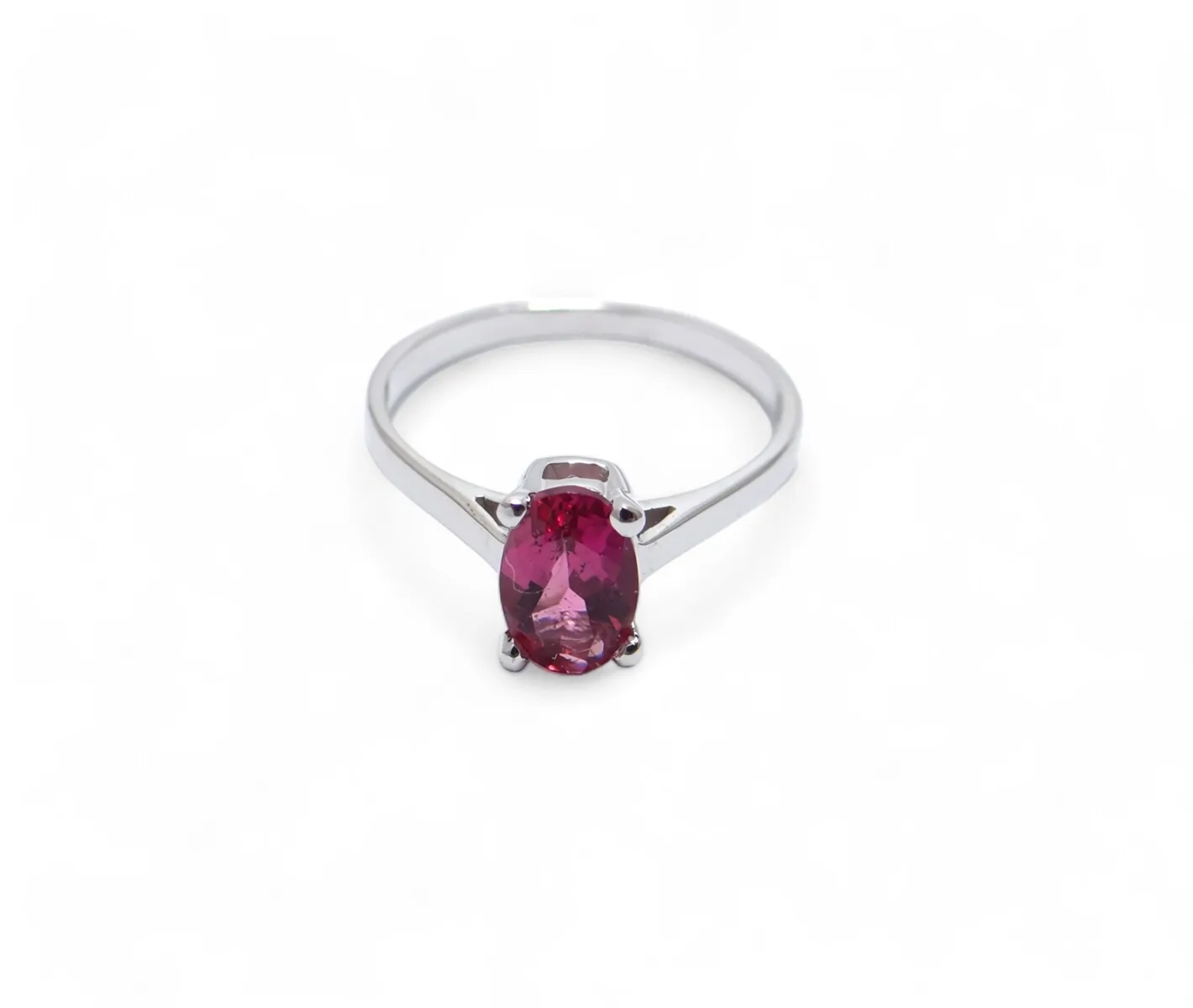 bague tourmaline rose ovale monture or blanc chaton 4 griffes