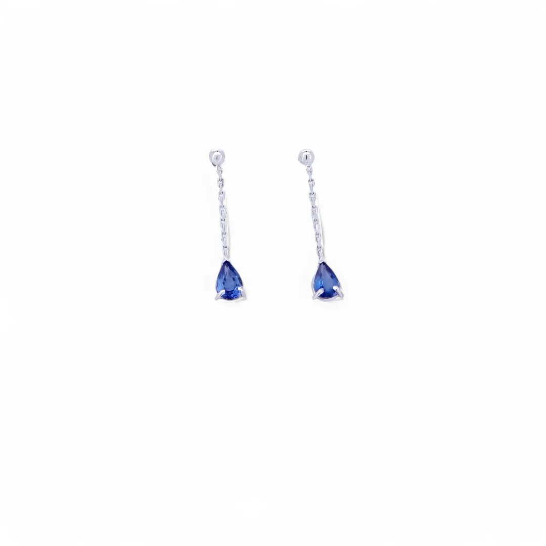 boucle d oreilles saphirs ceylan en forme de poire pendante avec une chaine fine or blanc 18 carats