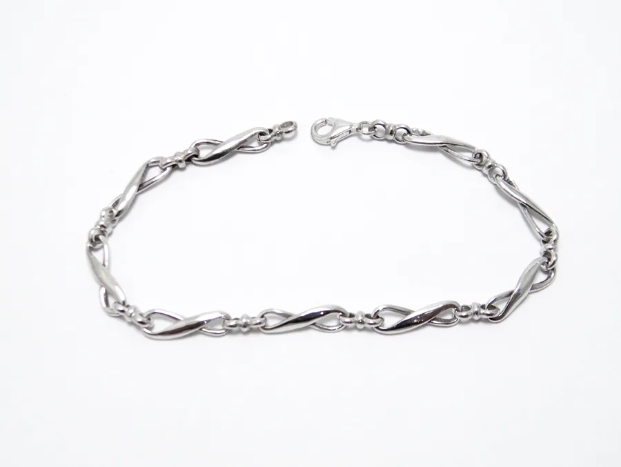 bracelet noeud infini en or blanc 18 cararts
