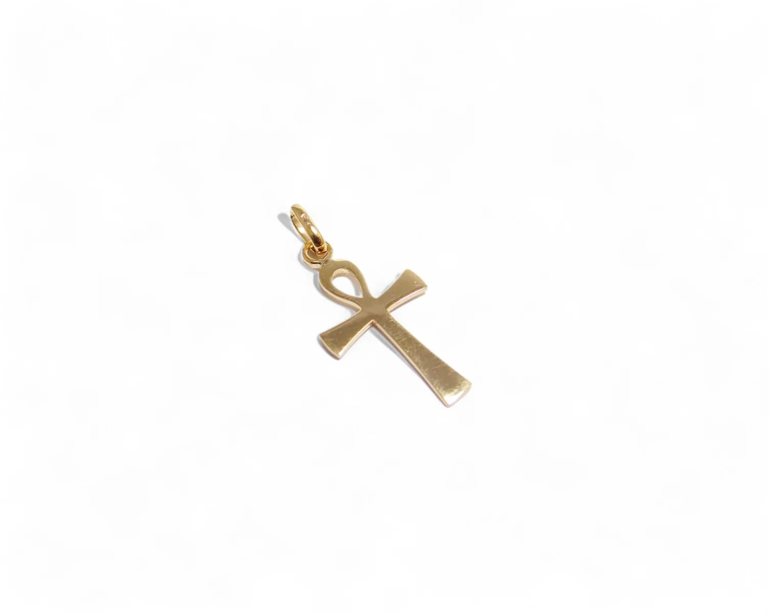 croix égyptienne en or jaune 18 carats