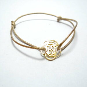 bracelet rose en or jaune 18 cts avec cordon beige coulissant