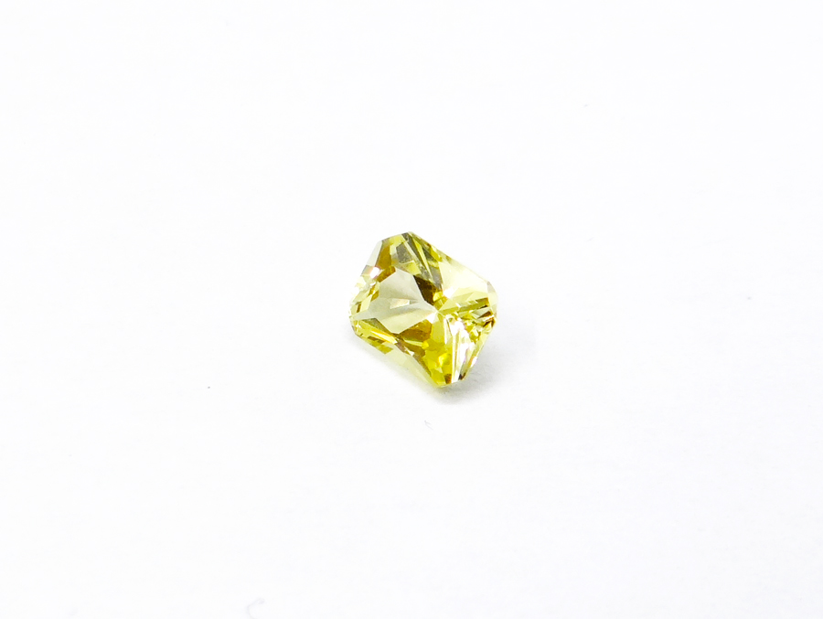 chrysoberyl magnifique couleur jaune taille coussin