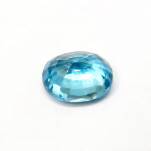 zircon bleu taille ovale