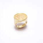chevaliere 20 francs en or jaune 18 carats avec sertissure clos