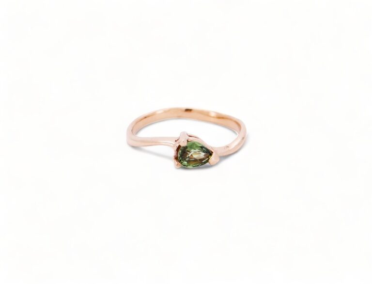 Bague saphir vert or rose 18 carats