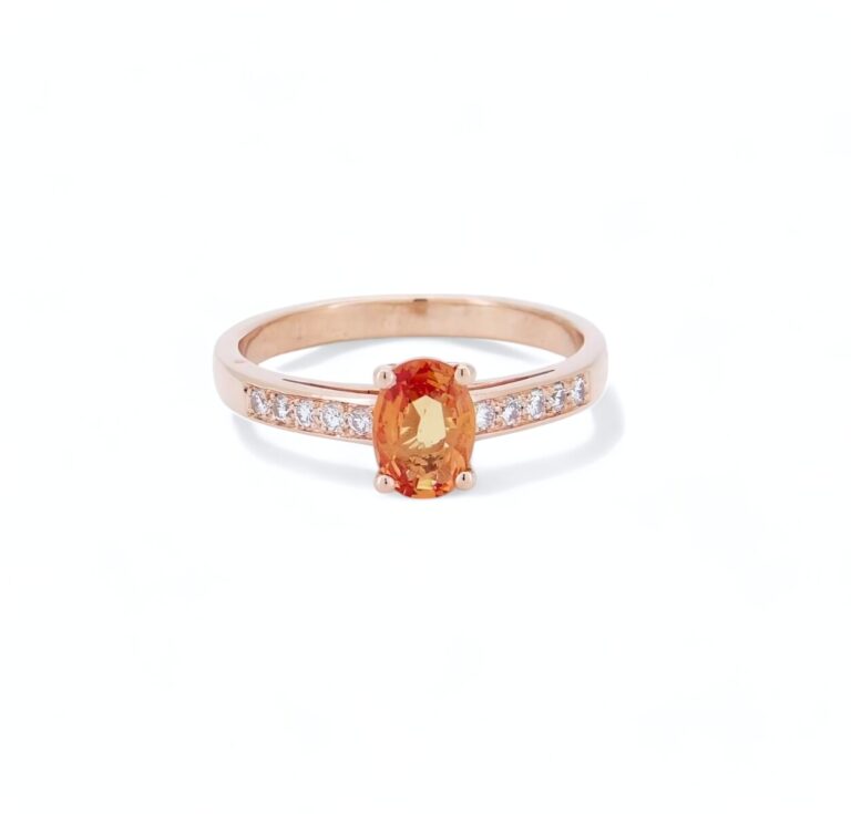 Bague en or rose 18 carats  saphir orange et de diamants
