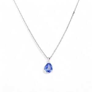 collier en or blanc 18 carats et saphir de ceylan
