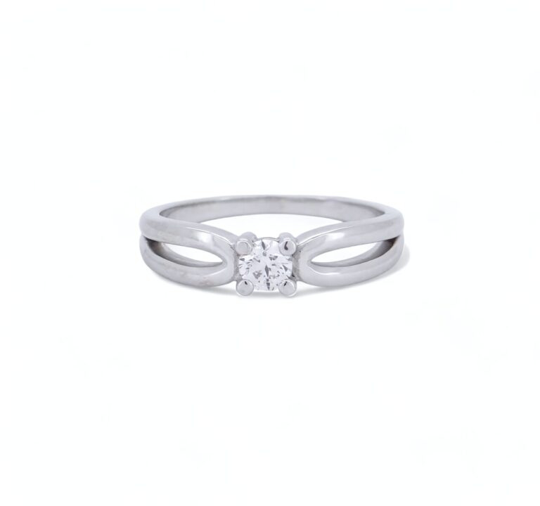 Solitaire diamant en or blanc 18 carats