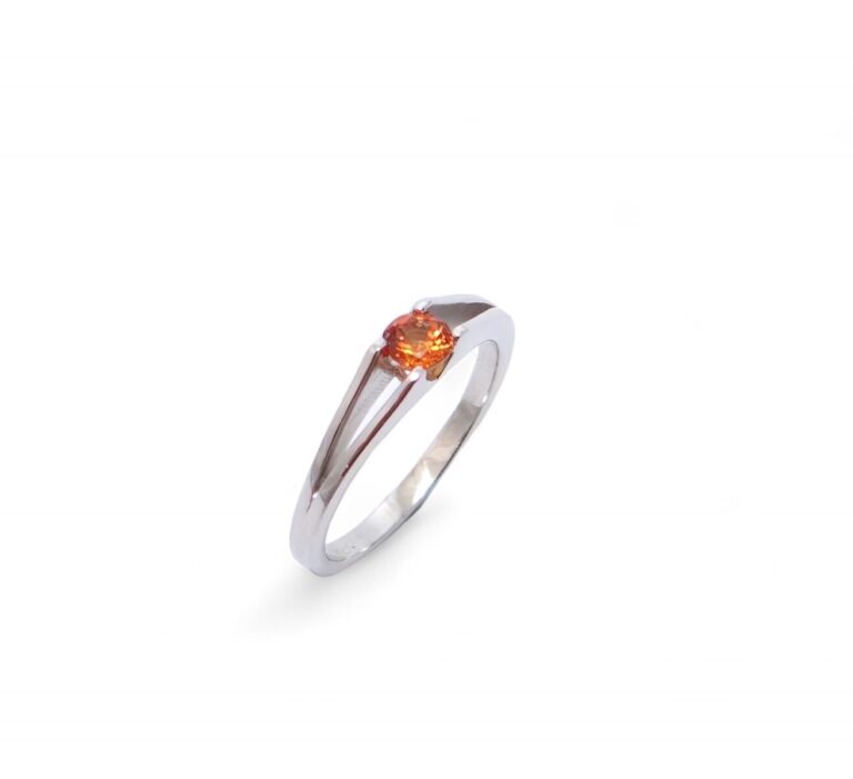 Solitaire grenat spessartite or blanc 18 carats