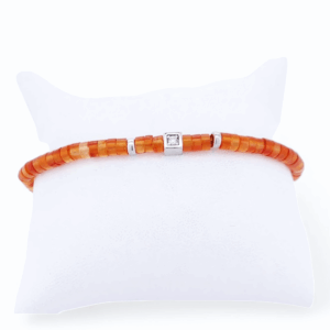 Bijou raffiné composé d’agate orange et de diamant naturel – bracelet lumineux aux tons chauds.